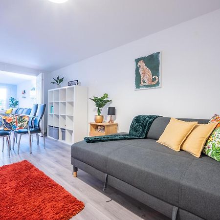 Millennium View By Ty Sa Apartment คาร์ดิฟฟ์ ภายนอก รูปภาพ