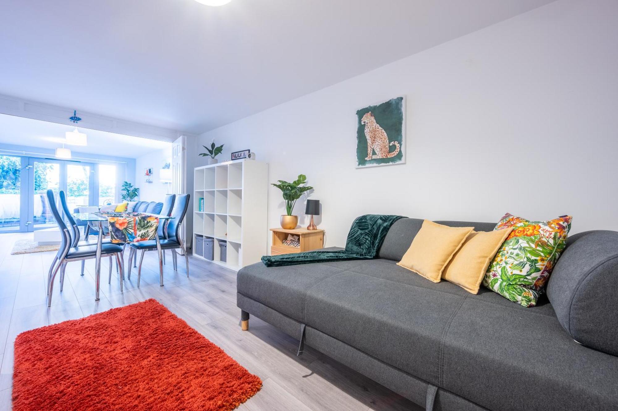 Millennium View By Ty Sa Apartment คาร์ดิฟฟ์ ภายนอก รูปภาพ